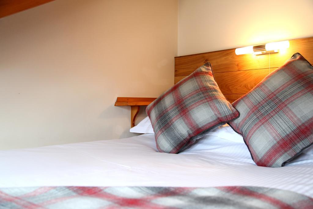 Greenbanks Hotel Norfolk Great Fransham ภายนอก รูปภาพ